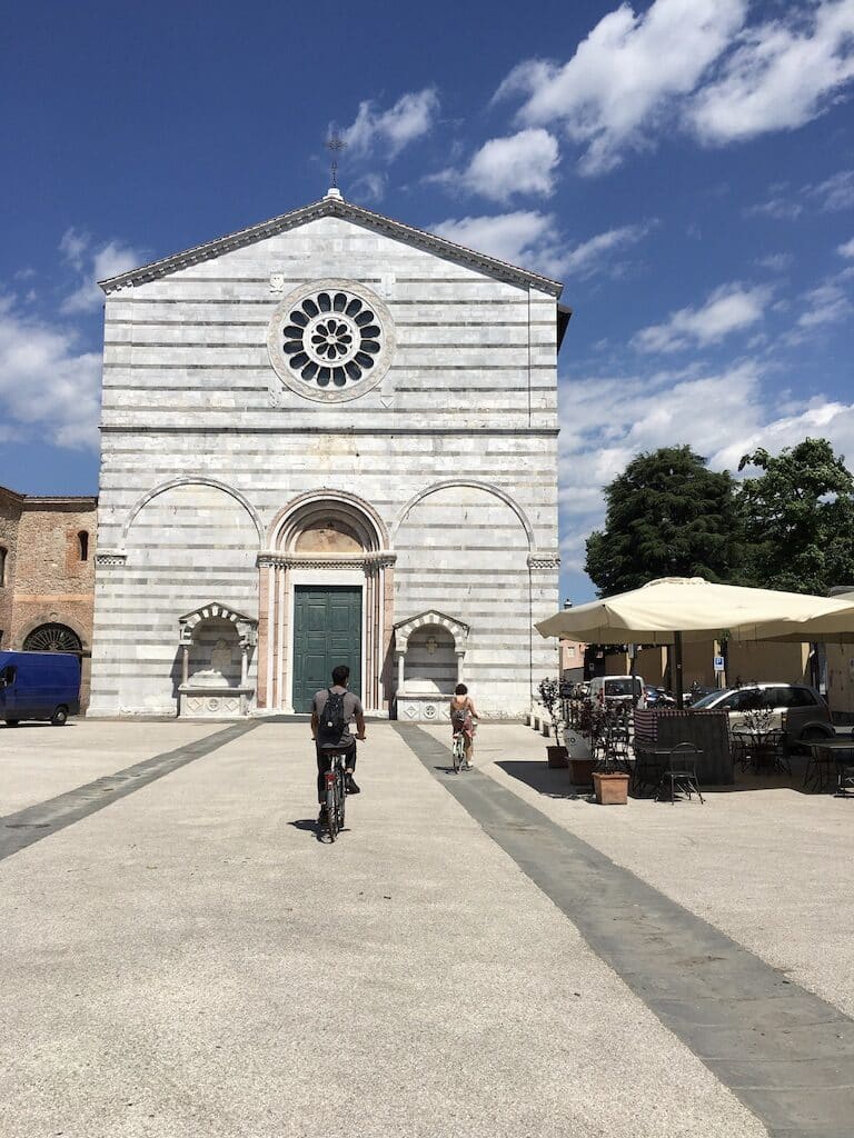 Biking the streets of Lucca, Italy