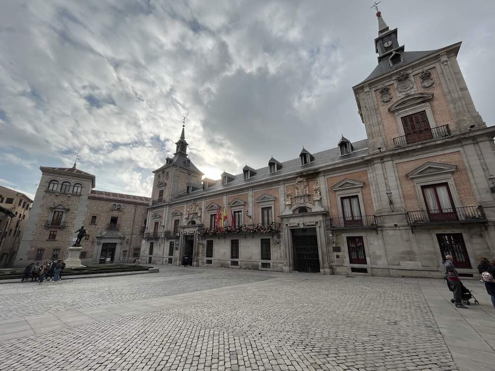 Summer flight deals from Chicago: Madrid awaits starting at just $363.