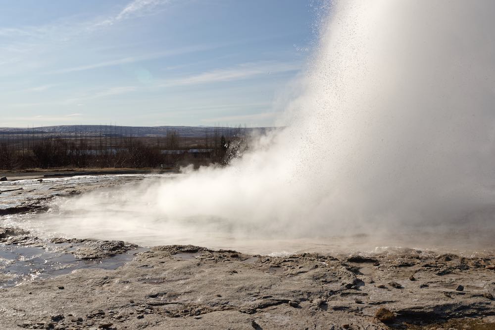 Free stopovers in Iceland with Icelandair - take a drive around the Golden Circle and check out the Strokkur geyser.